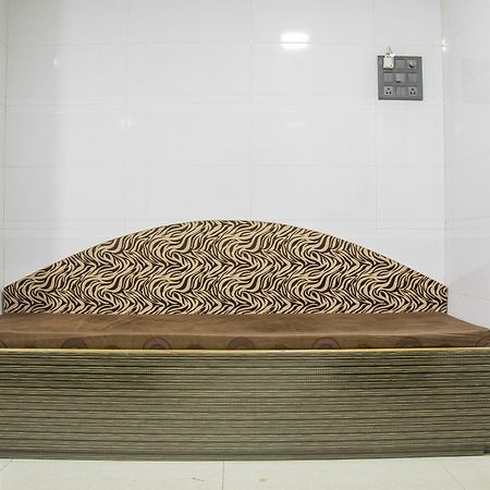 Relax Guest House Mumbai Exterior foto